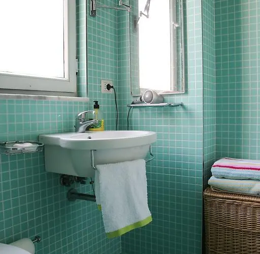 Sun Villa Golem (Tirana)